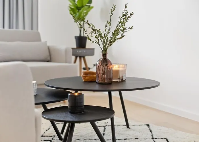 Huswell - Renovated In The Heart Of Apartment *