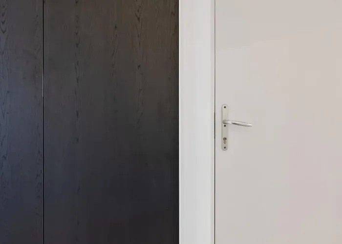 Huswell - Renovated In The Heart Of Apartment Ostende