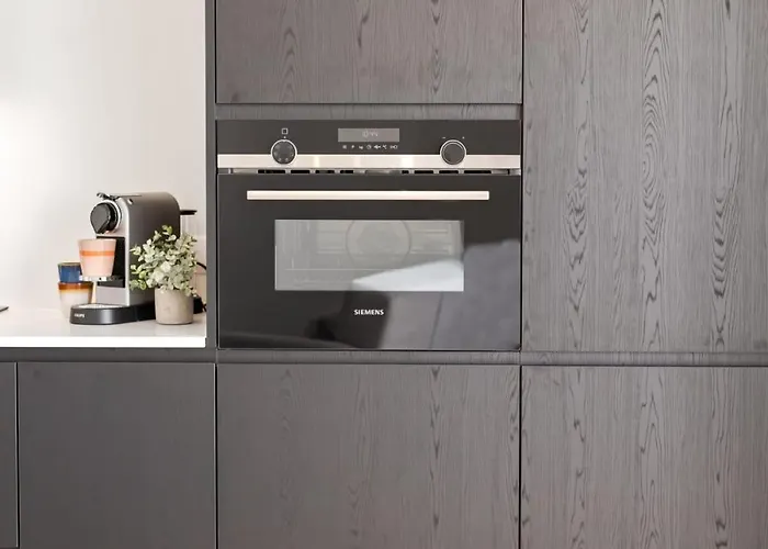 Huswell - Renovated In The Heart Of Apartment Ostende