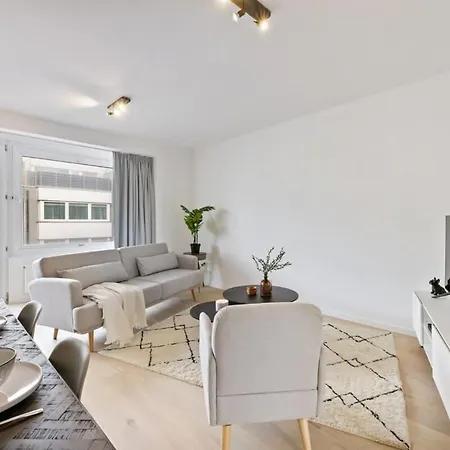 Huswell - Renovated In The Heart Of Apartament